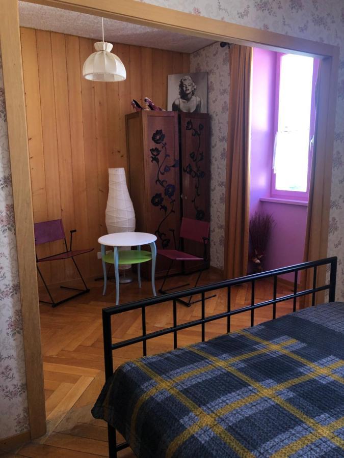 Chambres D'Hotes Le Passiflore Les Brenets Exteriér fotografie