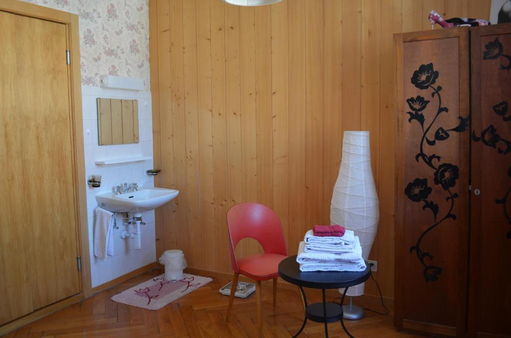 Chambres D'Hotes Le Passiflore Les Brenets Exteriér fotografie